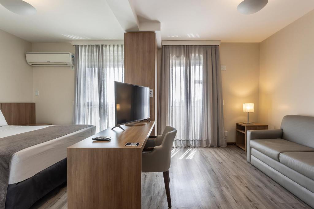 Blue Tree Towers Suite Luxo triplo 2 diárias 2025 L1